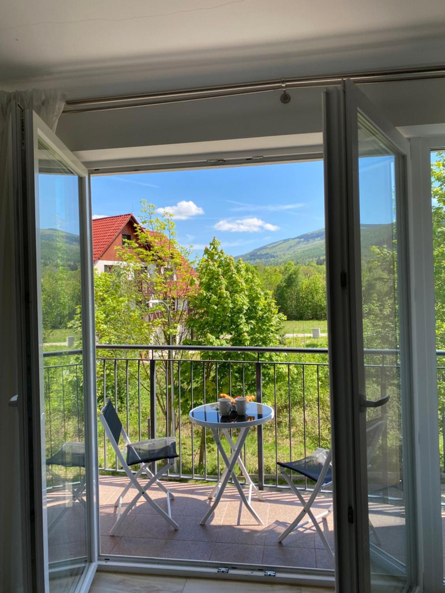 Wonder Home - Apartamenty W Malowniczej Okolicy, Z Balkonami I Widokiem Na Gory Karpacz Bagian luar foto