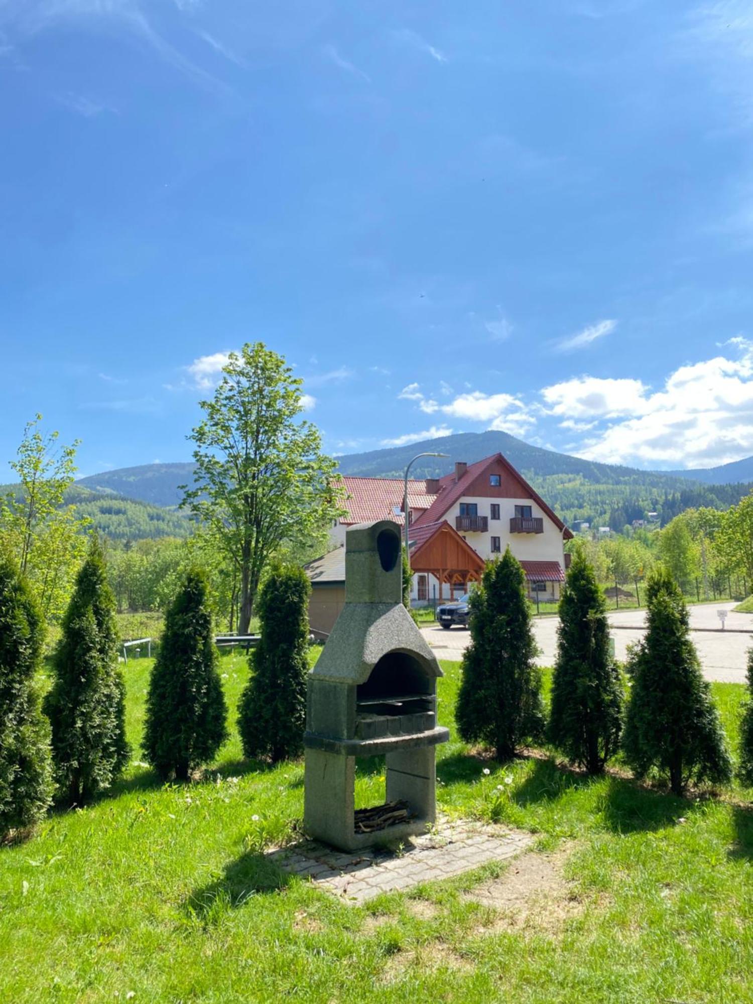 Wonder Home - Apartamenty W Malowniczej Okolicy, Z Balkonami I Widokiem Na Gory Karpacz Bagian luar foto