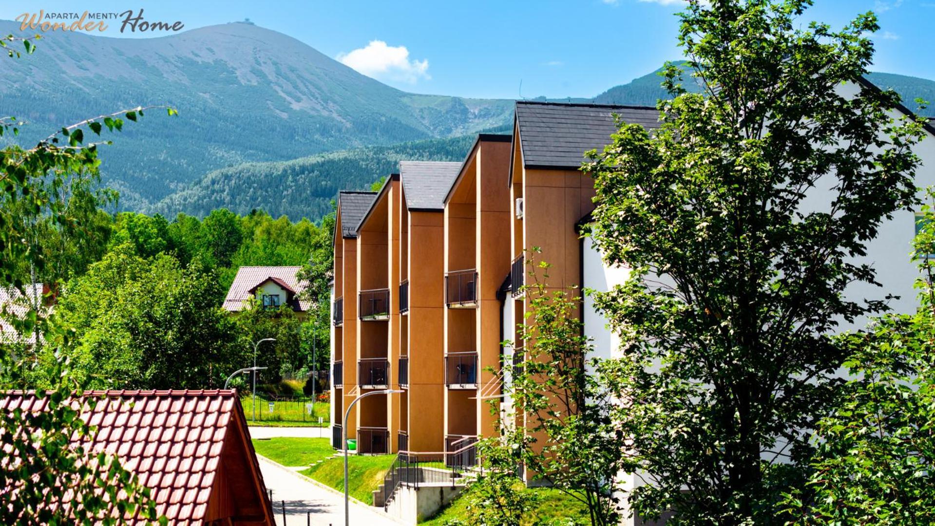 Wonder Home - Apartamenty W Malowniczej Okolicy, Z Balkonami I Widokiem Na Gory Karpacz Bagian luar foto